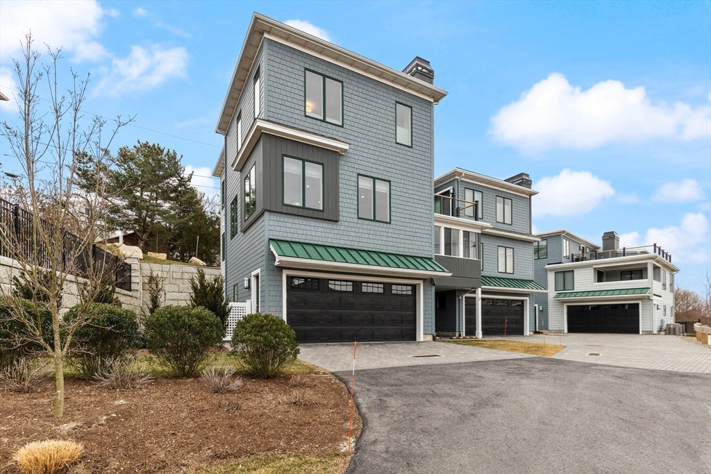 43B Cliff Road # B