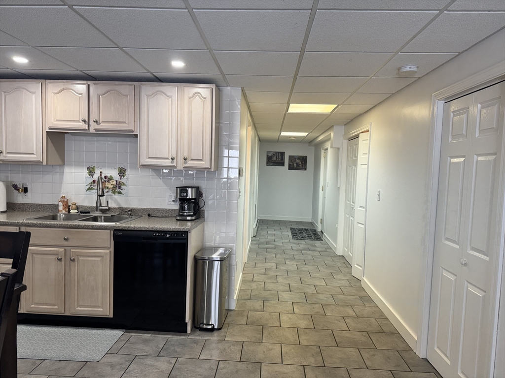 6 St Anthony's Lane # 2