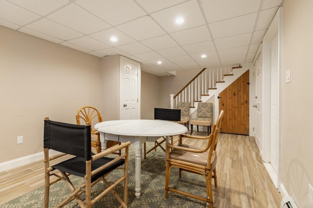 10 Railroad Ave # 1