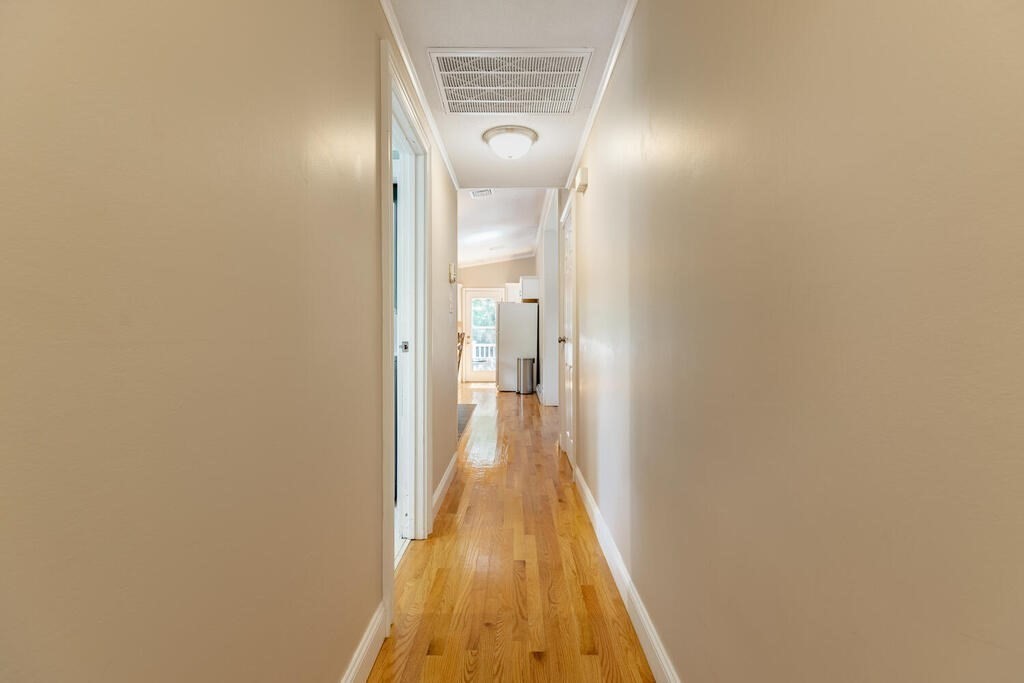 10 Railroad Ave # 1
