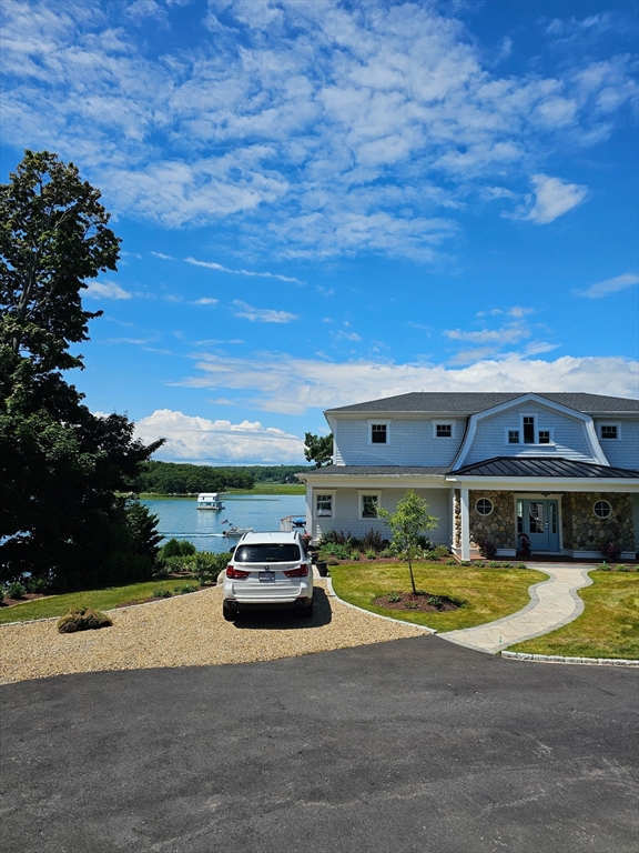 40 Thurston Point Road