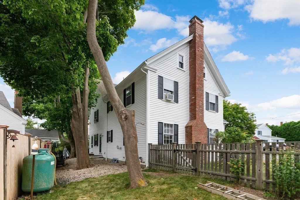 17 Highland Street # 1
