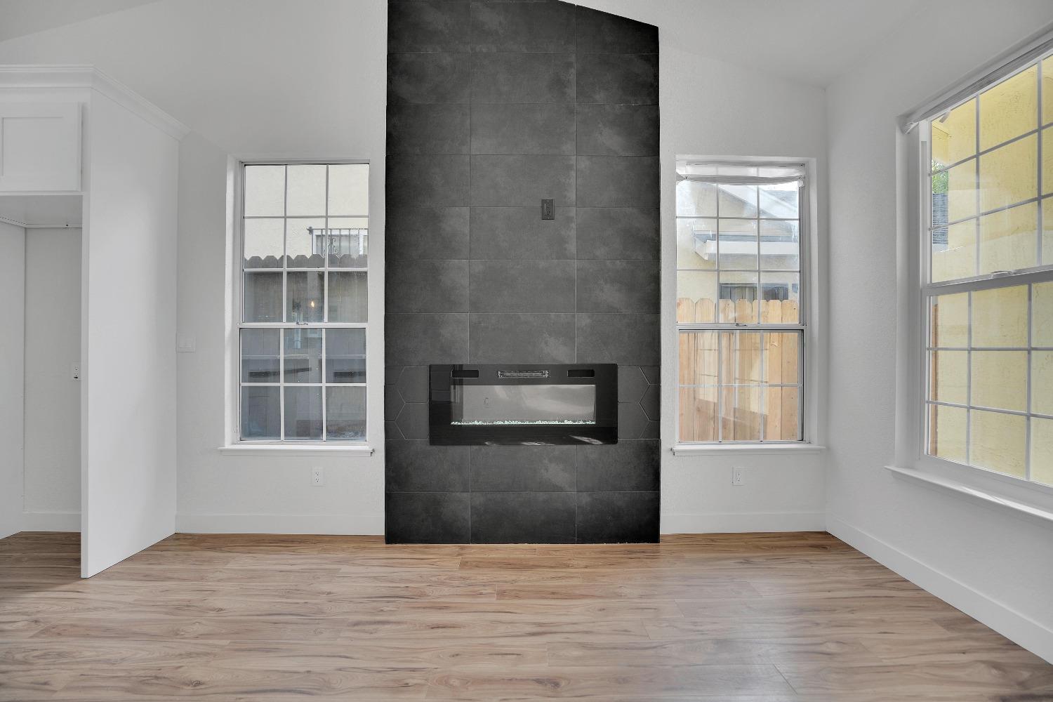 2121 Alta Sierra Street