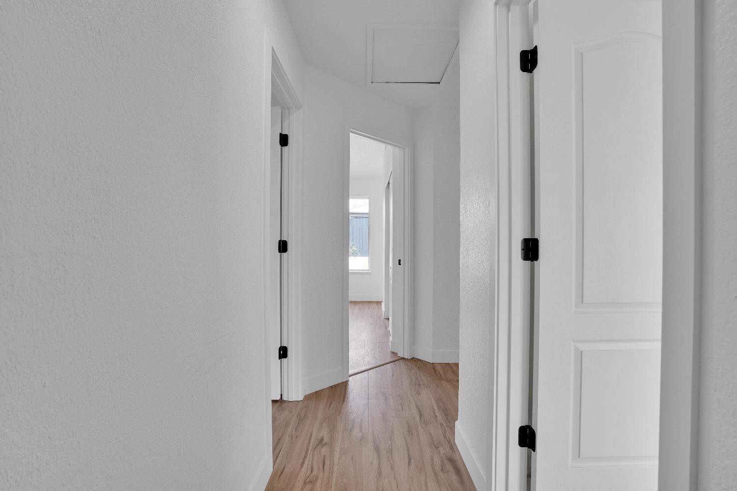 2121 Alta Sierra Street