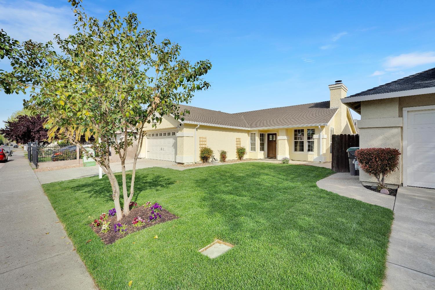 2121 Alta Sierra Street