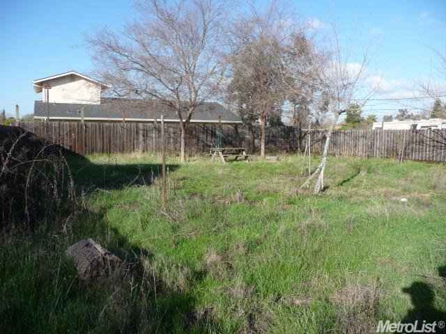 1947 S Adelbert Avenue