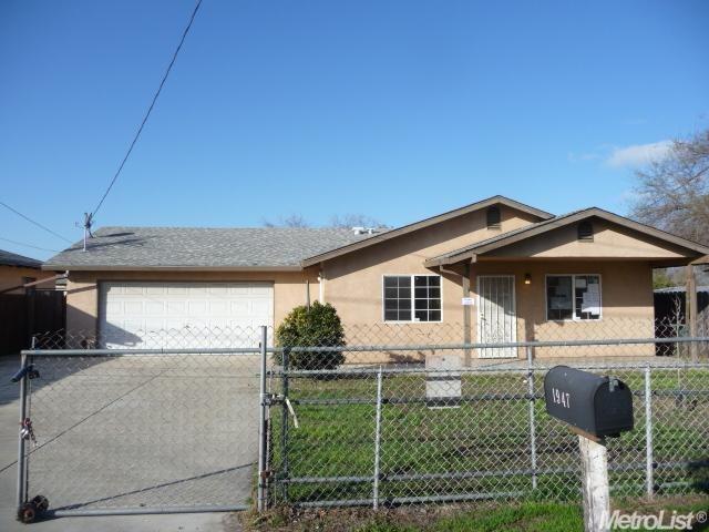 1947 S Adelbert Avenue