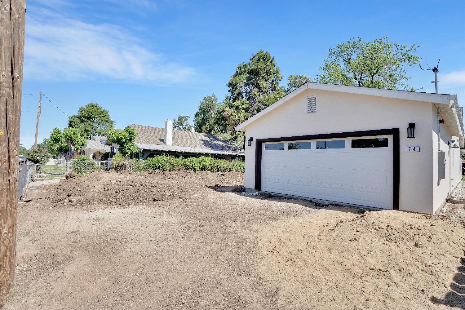 714 Burkett Avenue