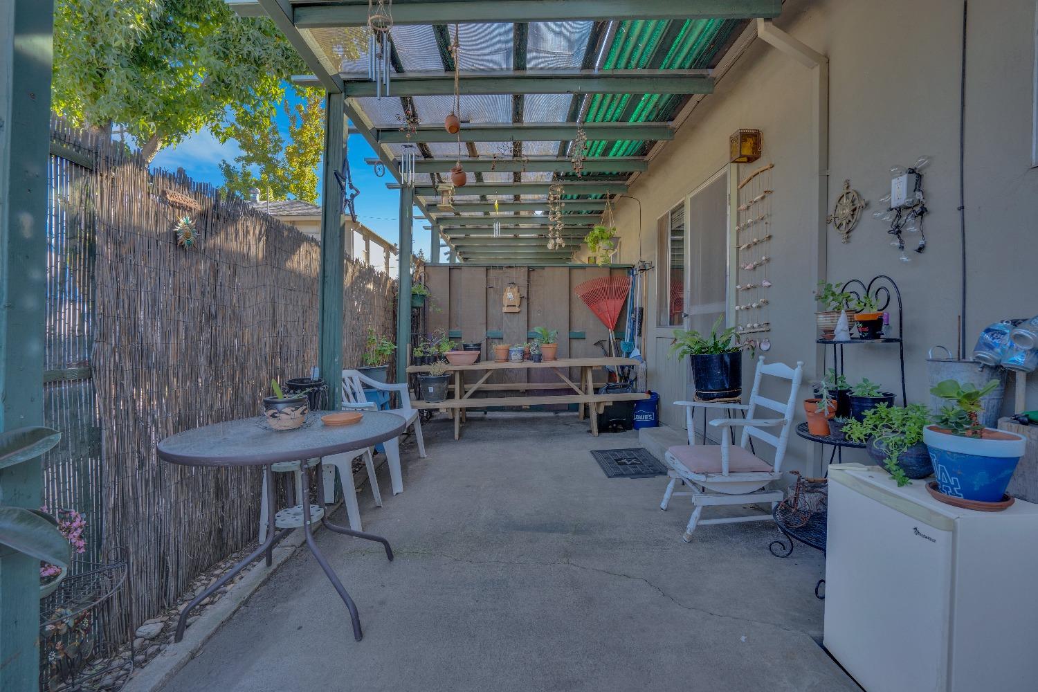 2111 2113 Elmwood Avenue