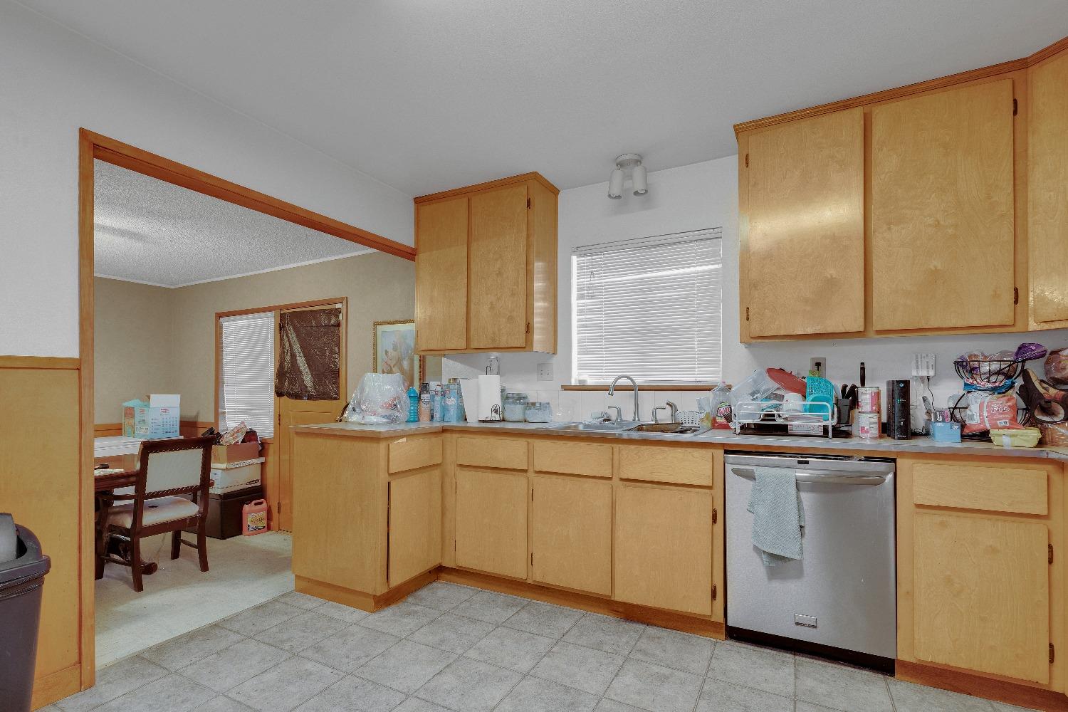 2111 2113 Elmwood Avenue