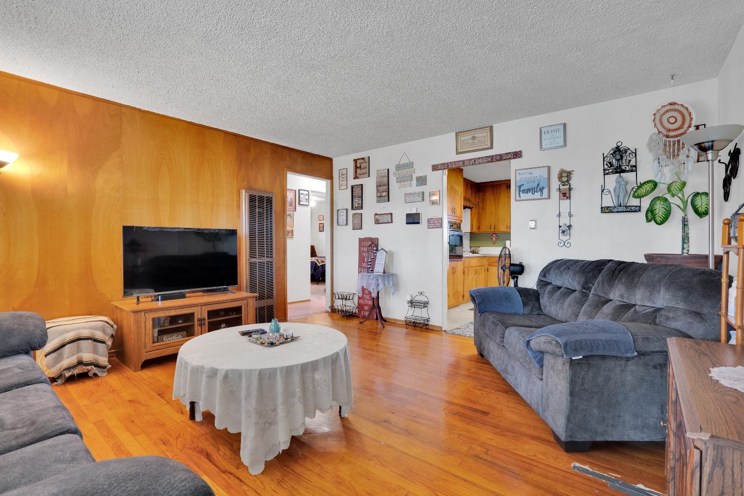 2111 2113 Elmwood Avenue