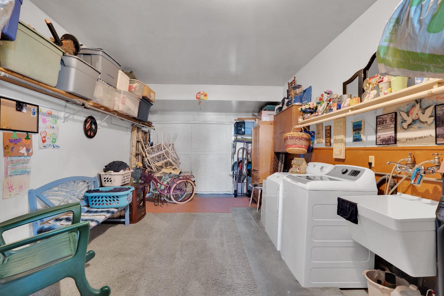 2111 2113 Elmwood Avenue