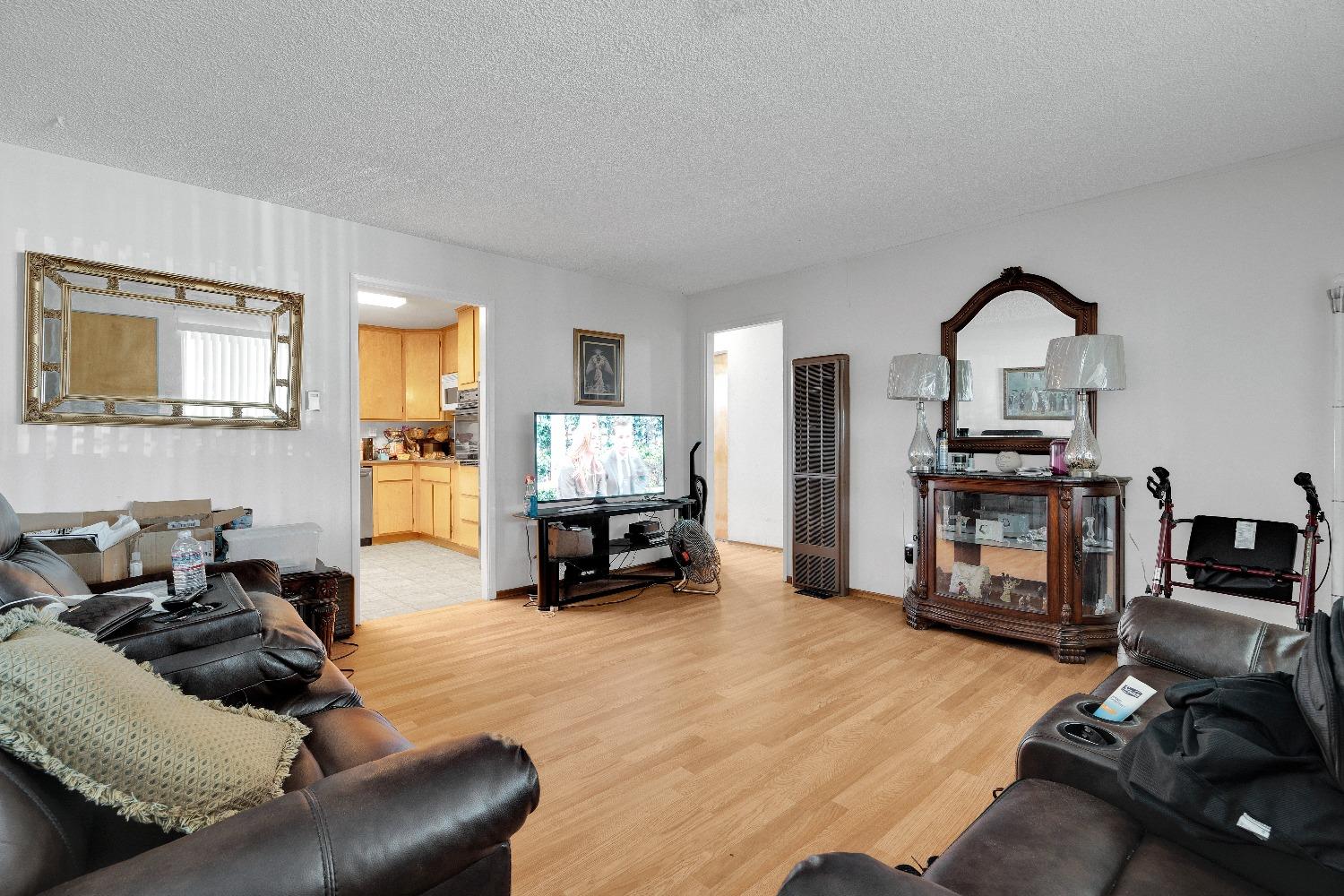 2111 2113 Elmwood Avenue