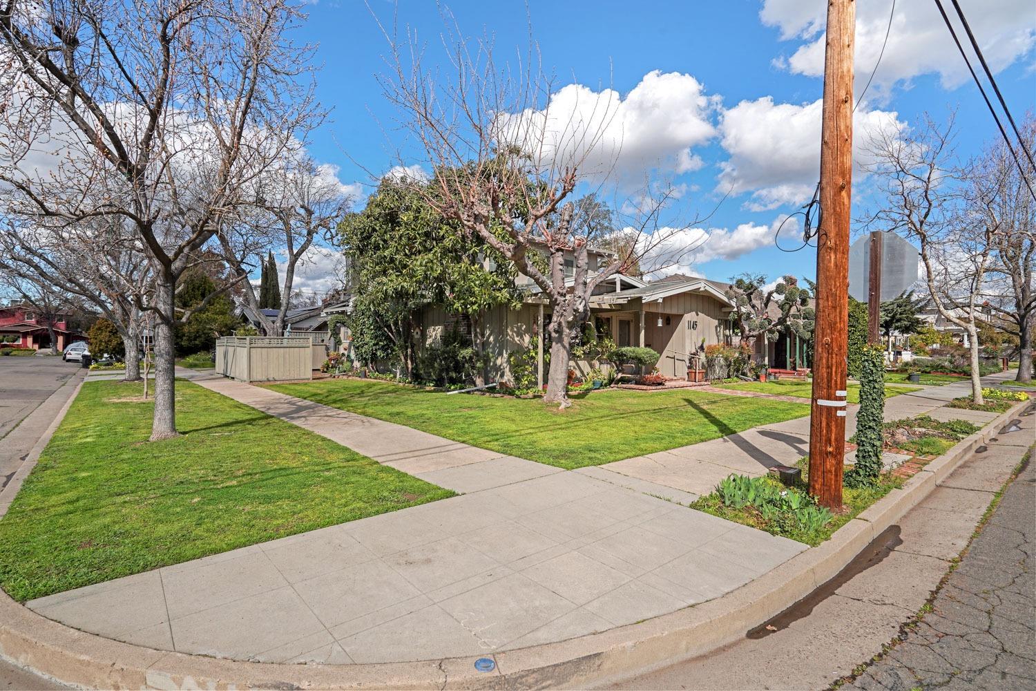 1145 W Magnolia Street