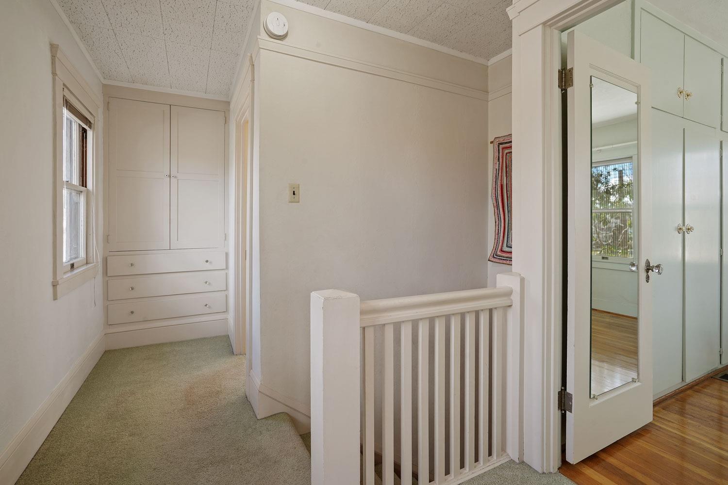 1145 W Magnolia Street