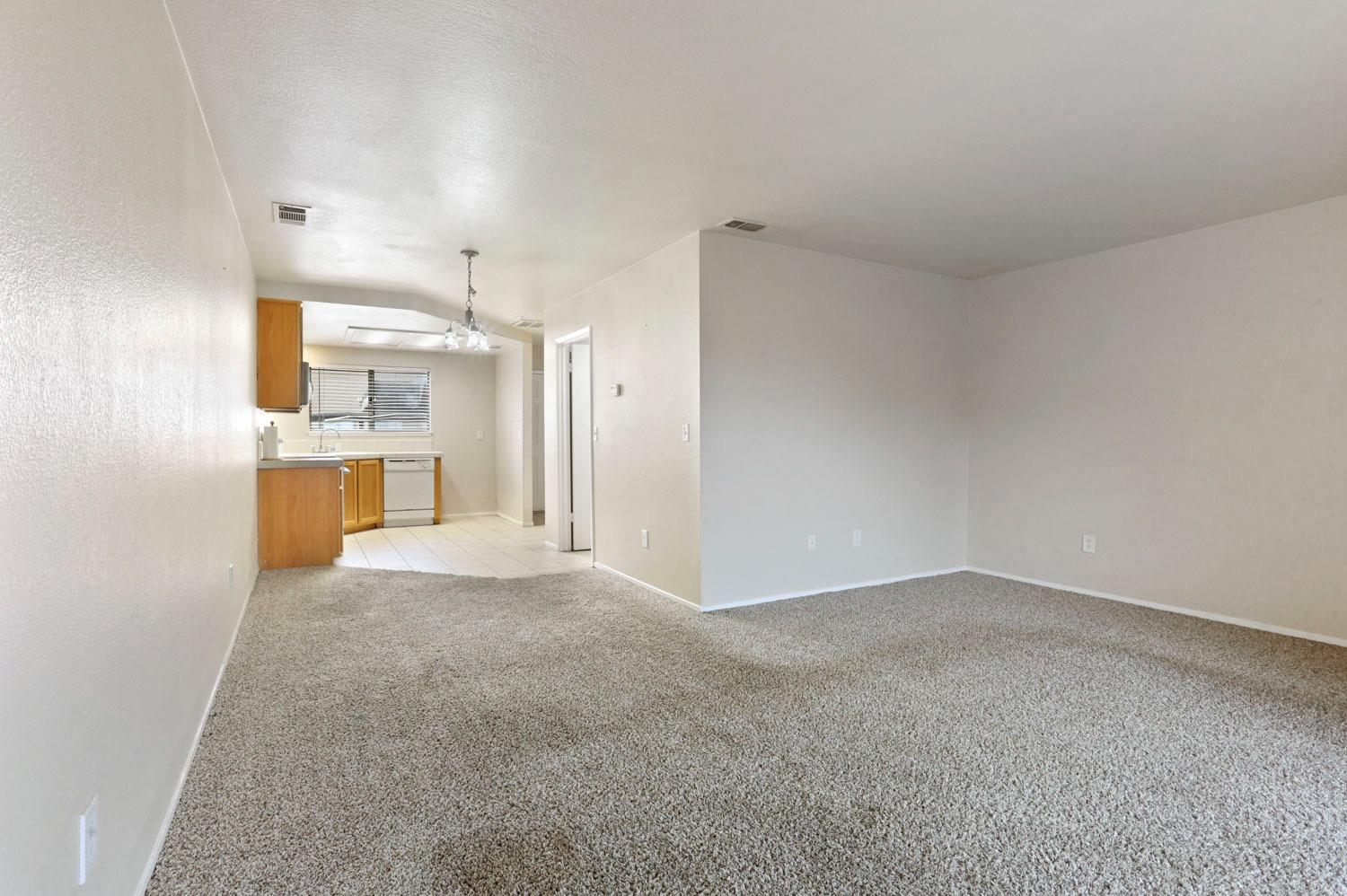 517 Lincoln Avenue C