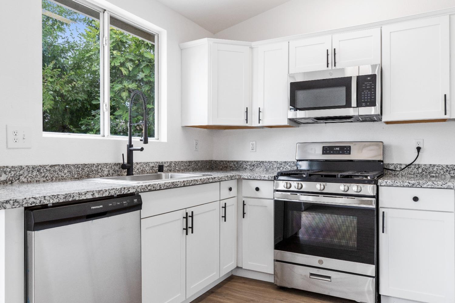 2511 Old Del Monte Street