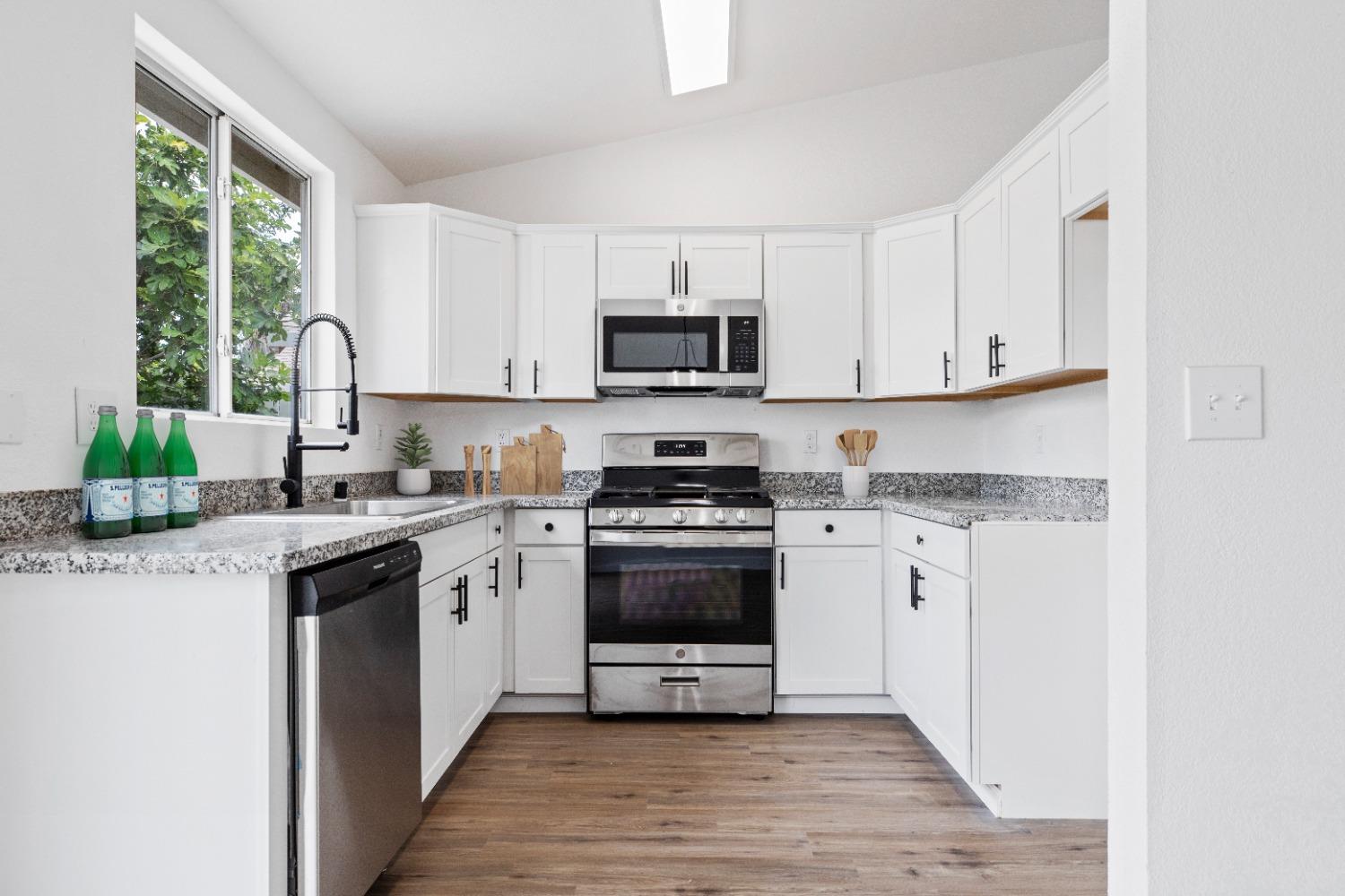 2511 Old Del Monte Street