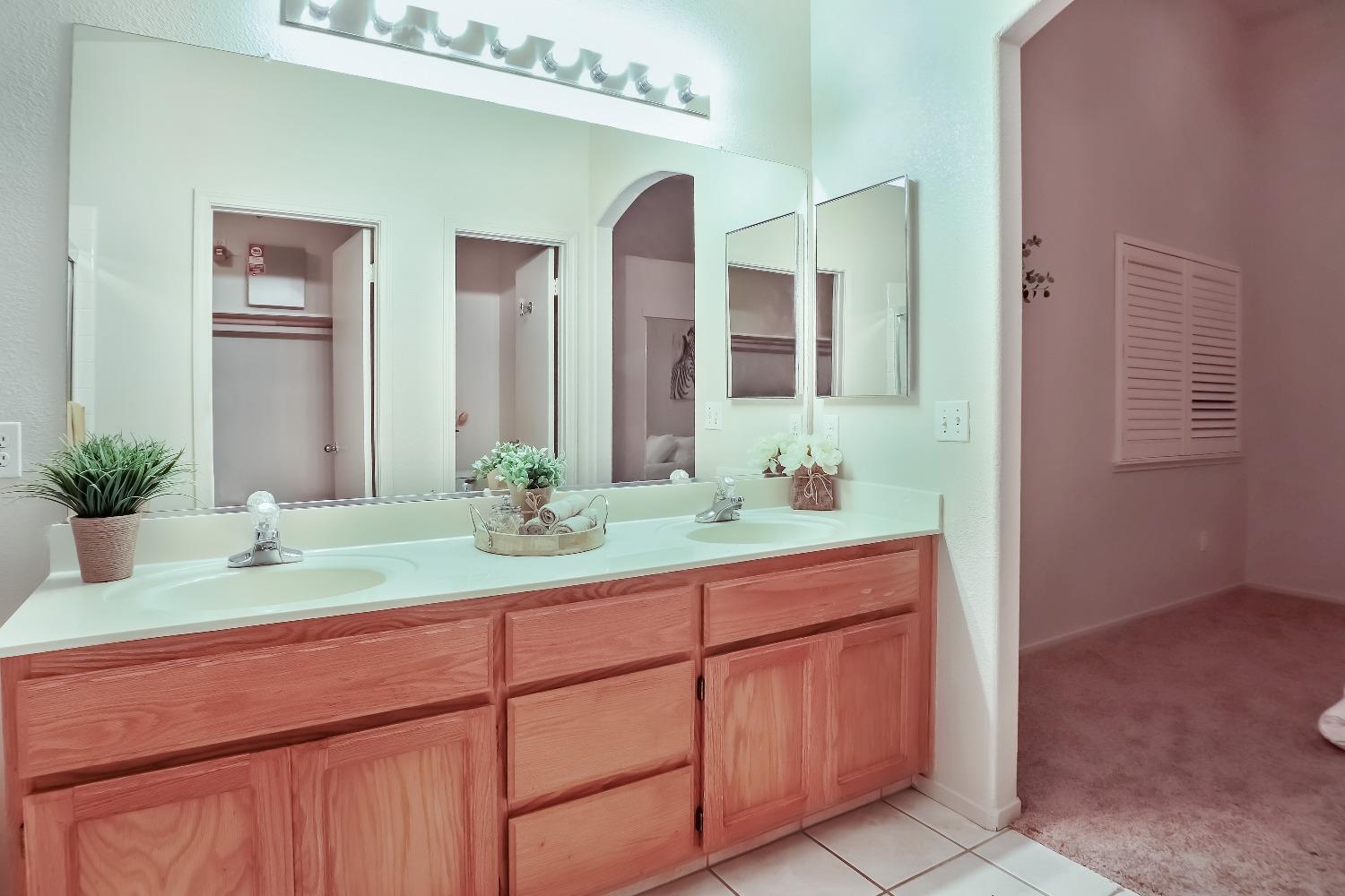 10375 River Bluff Lane