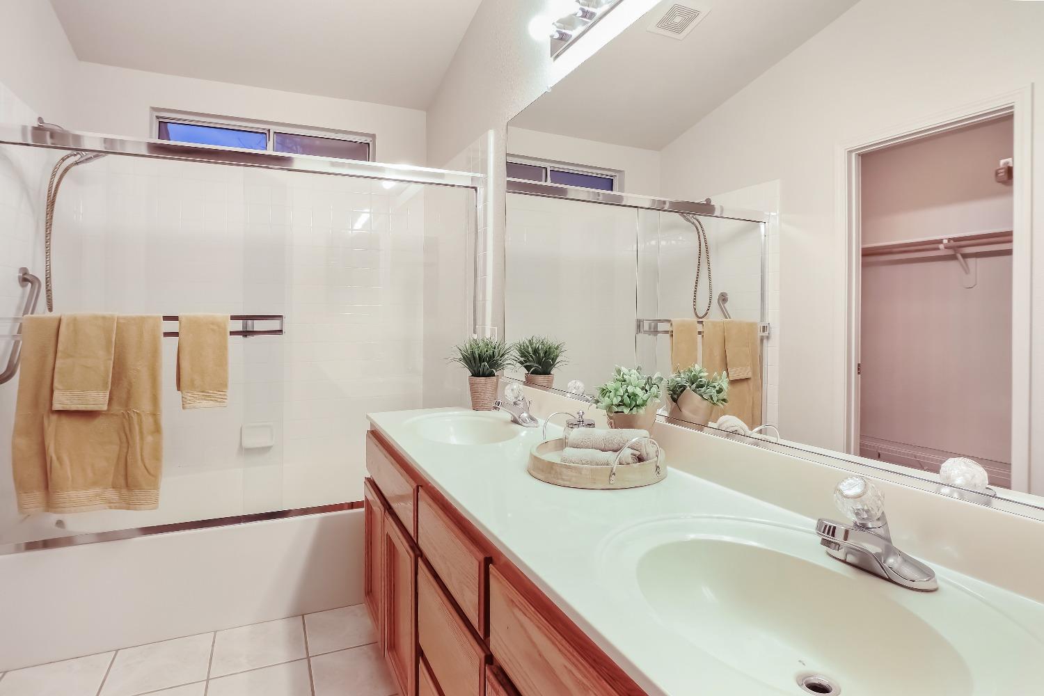 10375 River Bluff Lane