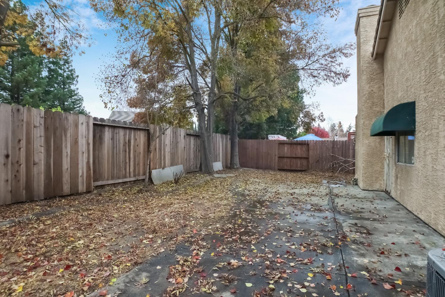 10375 River Bluff Lane