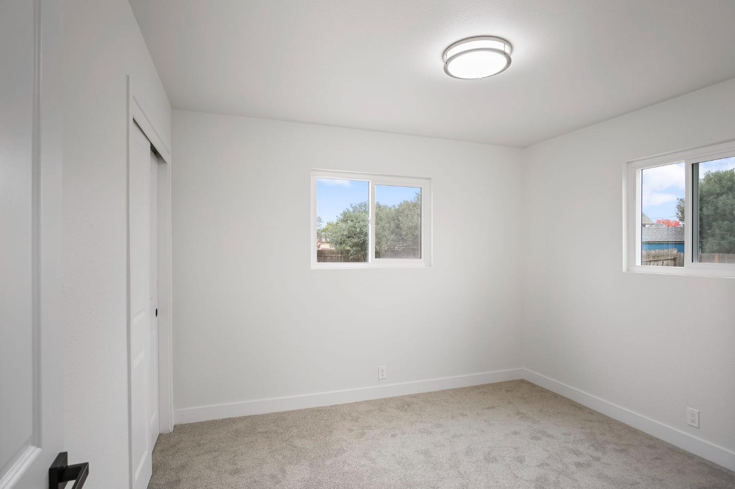 522 Emperor Court