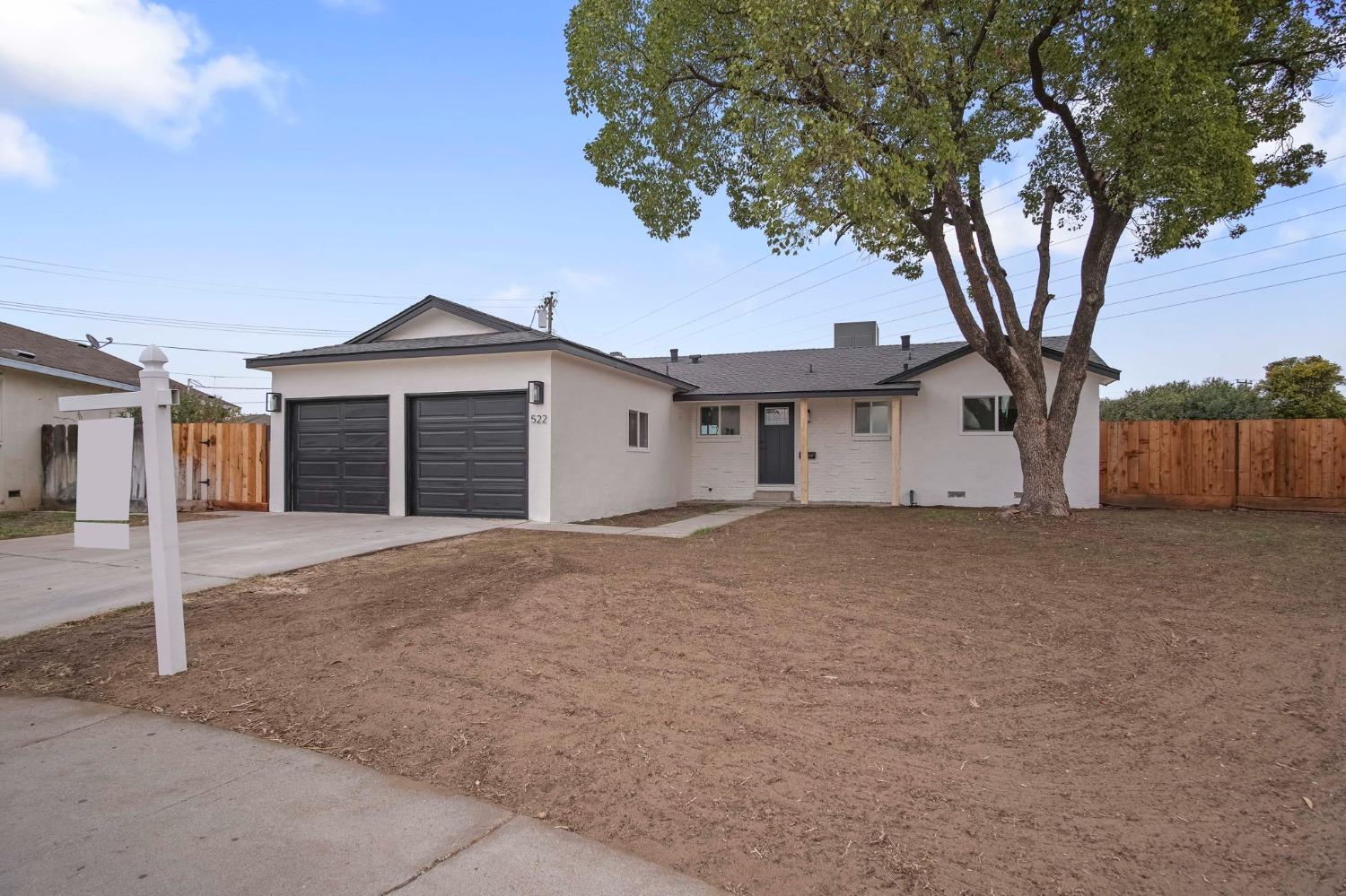 522 Emperor Court