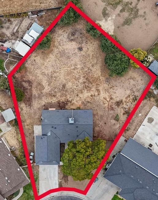 522 Emperor Court