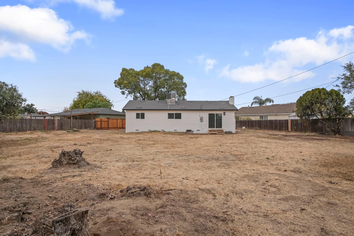 522 Emperor Court