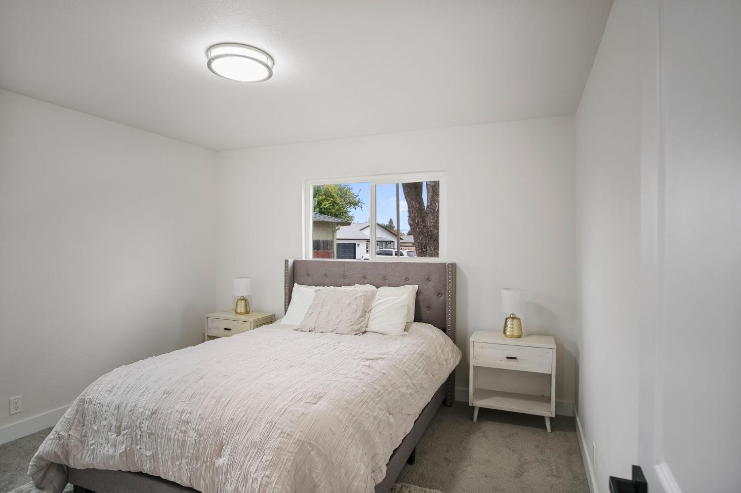 522 Emperor Court