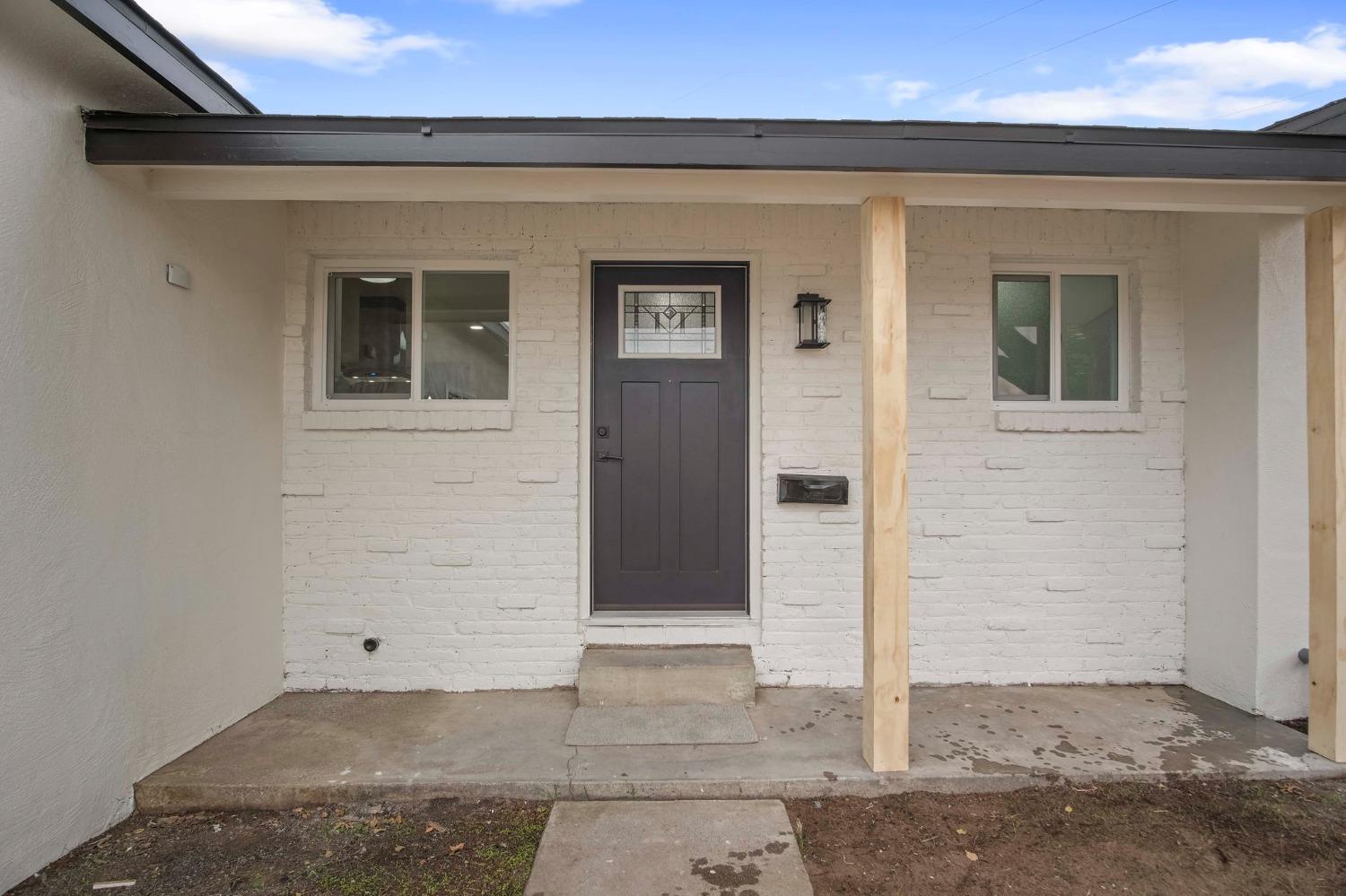 522 Emperor Court