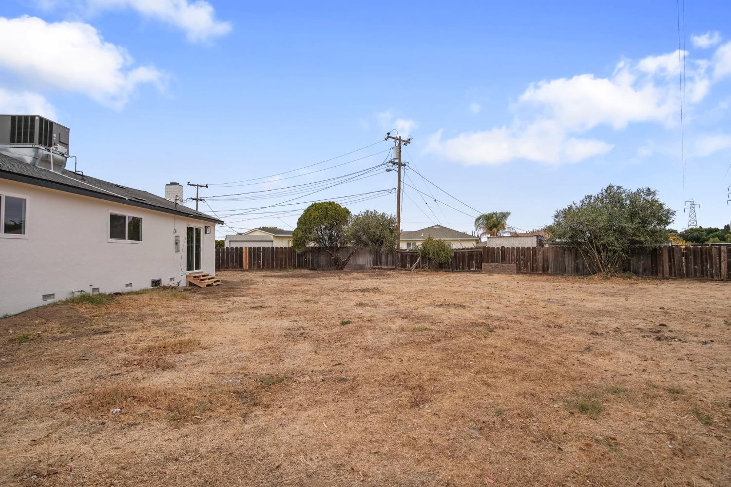 522 Emperor Court