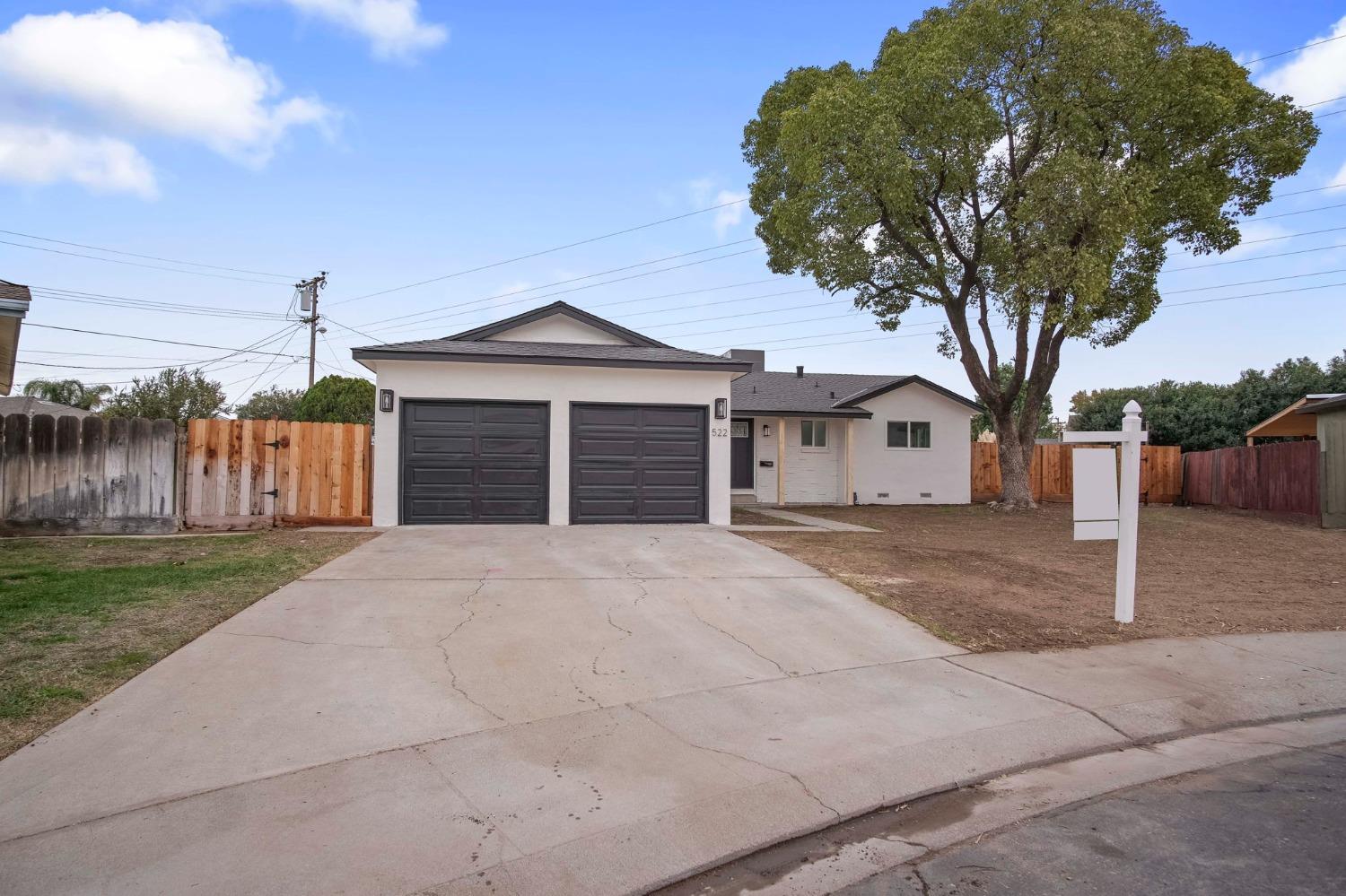 522 Emperor Court