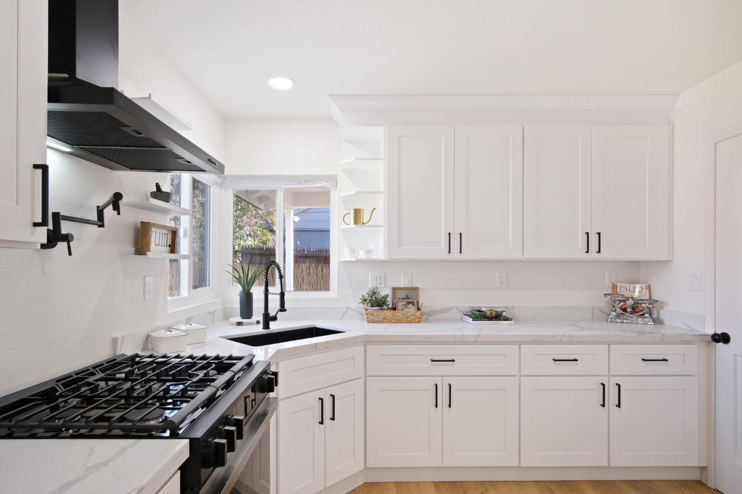 2351 W Euclid Avenue