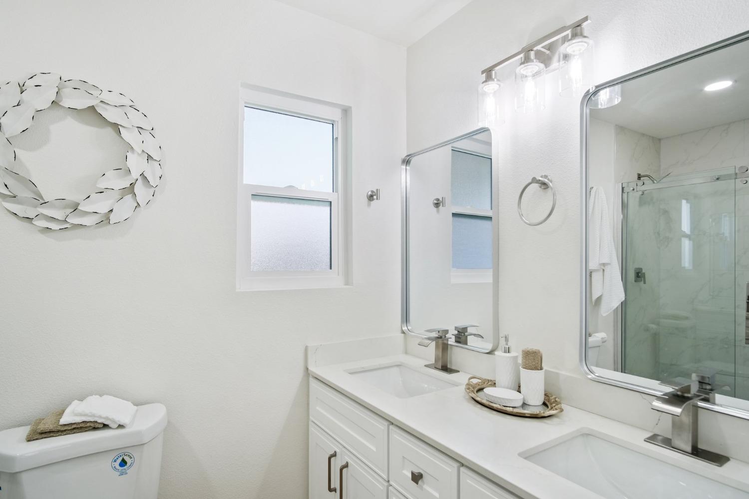 2351 W Euclid Avenue