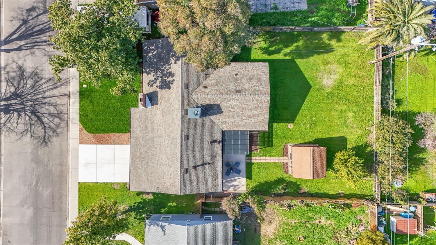 2351 W Euclid Avenue