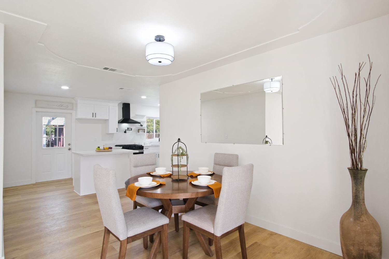 2351 W Euclid Avenue