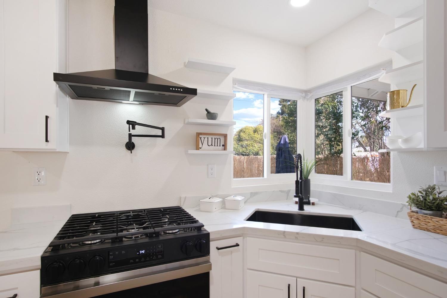 2351 W Euclid Avenue