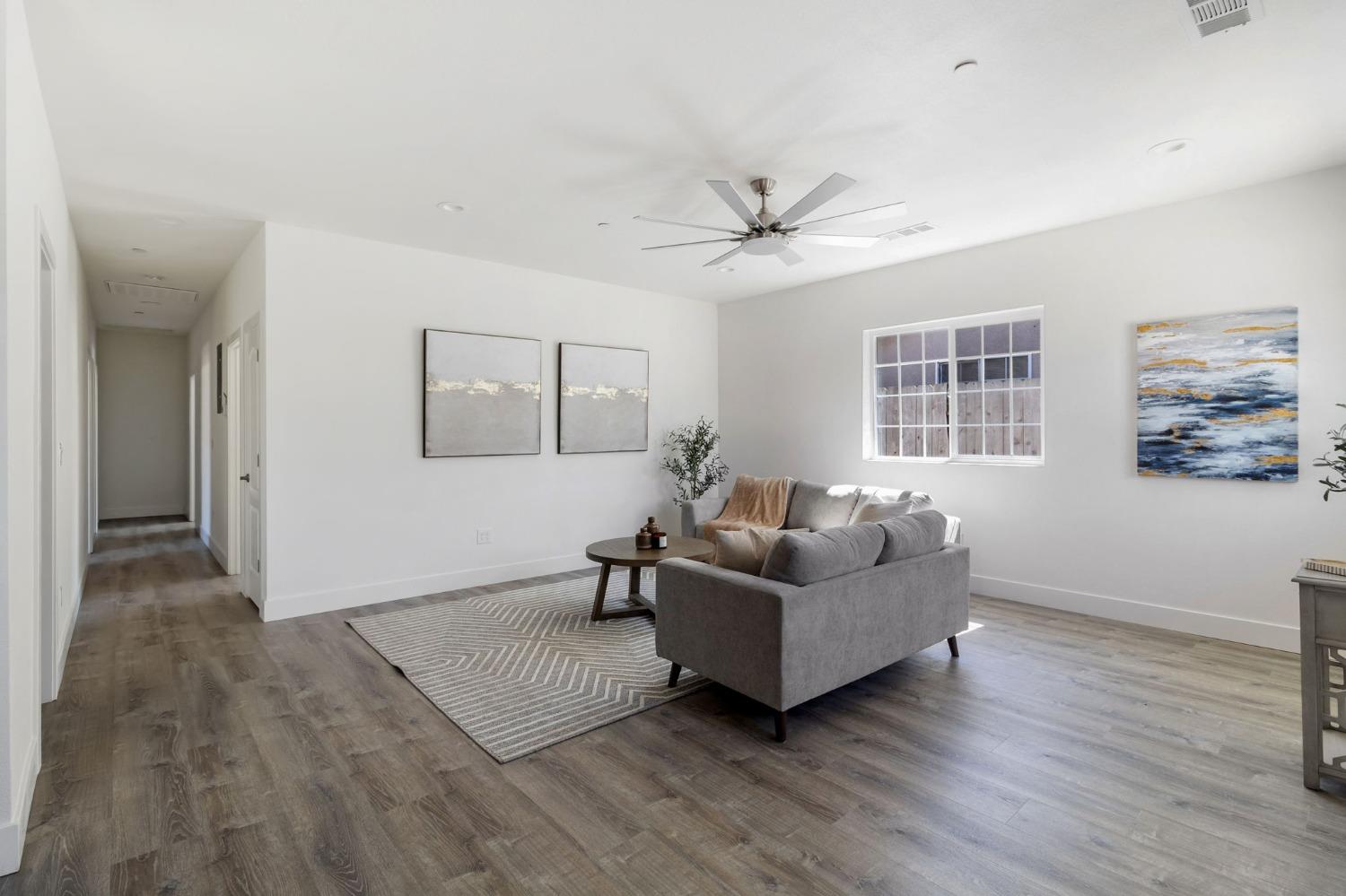 1444 Chronicle Avenue