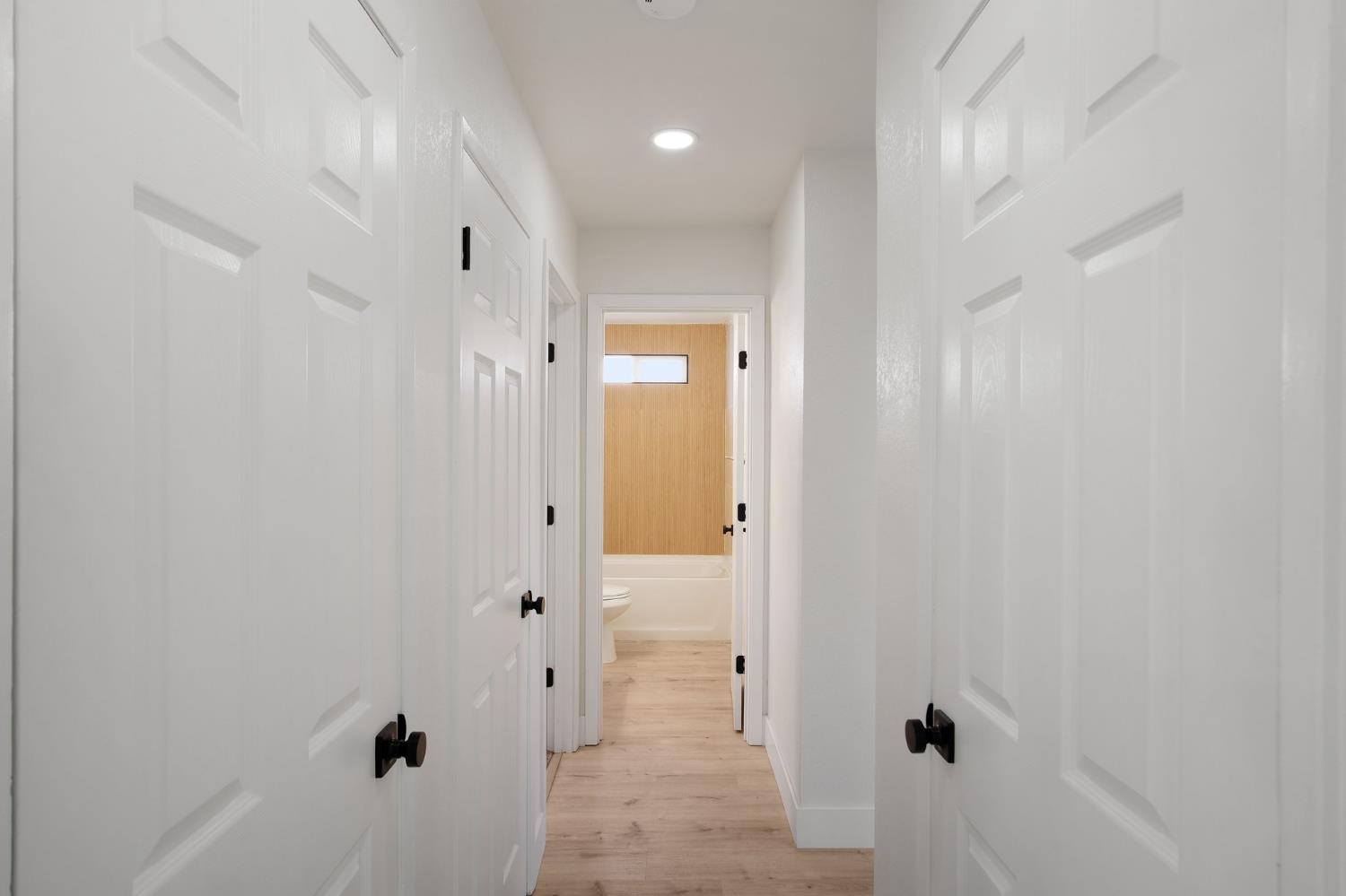 635 W Los Felis Avenue