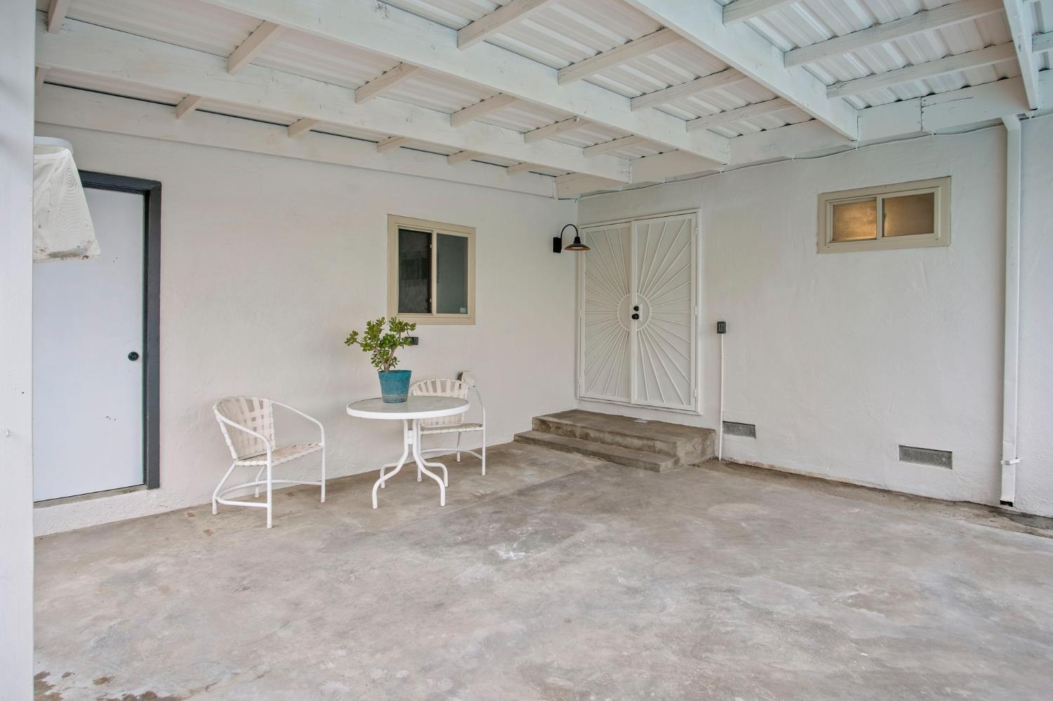 311 Cowell Avenue