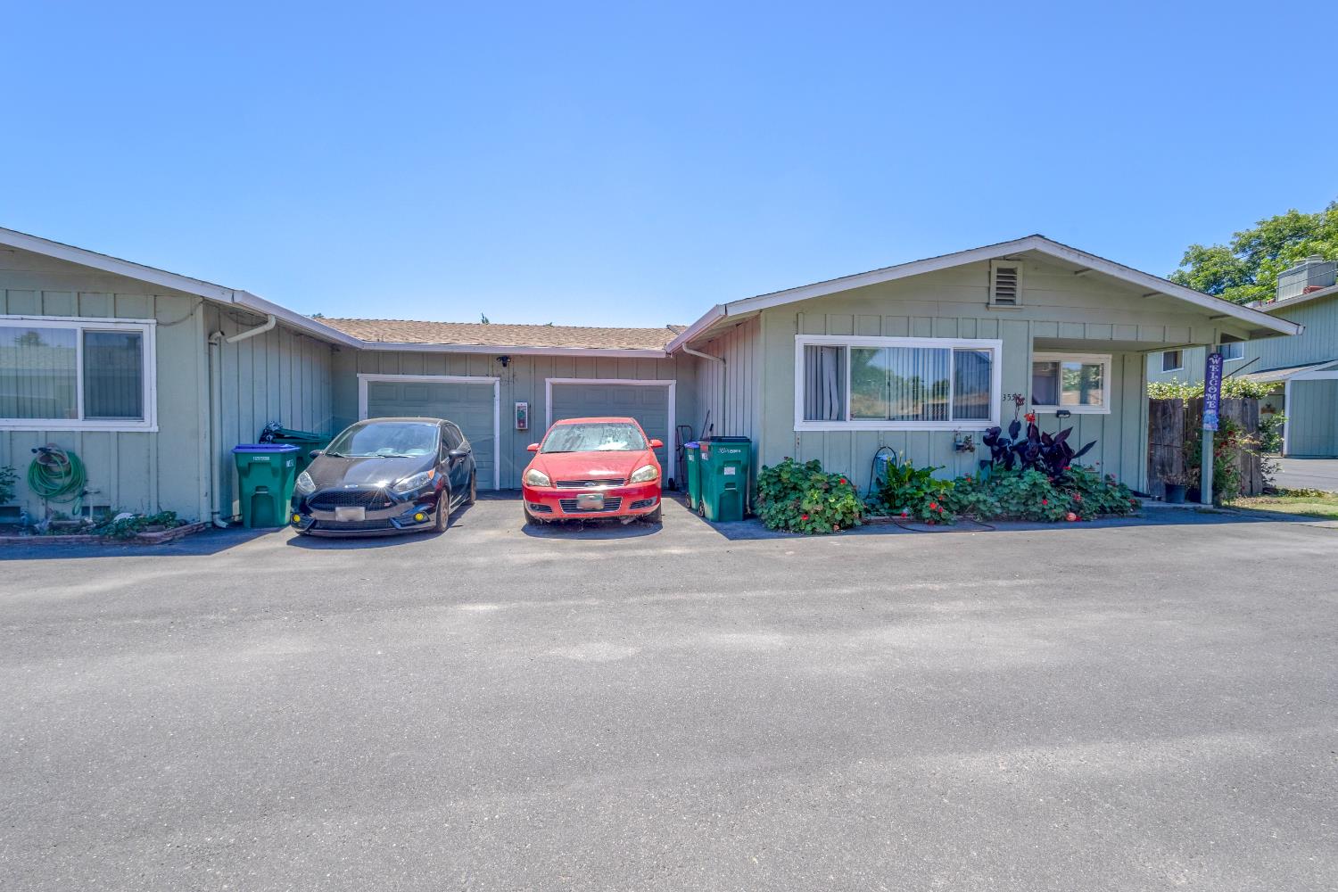 3551 De Ovan Avenue