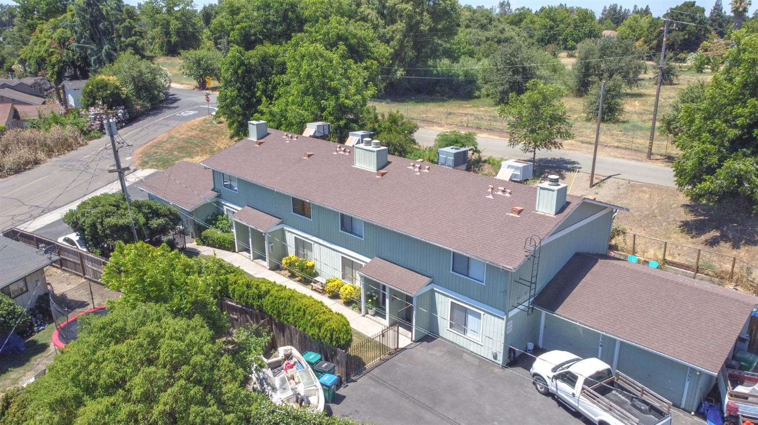3353 Telegraph Avenue