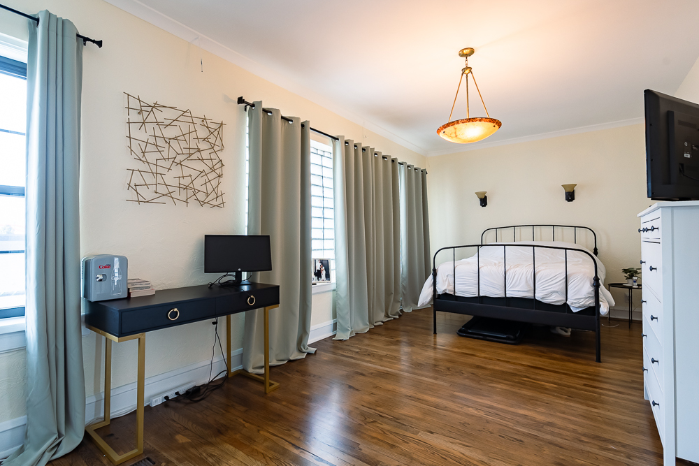 2643 N Clybourn Avenue Unit: 2