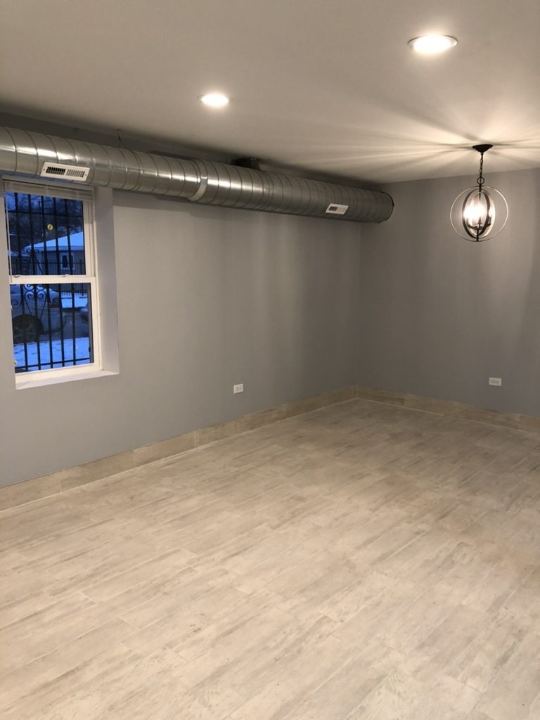 600 N Laramie Avenue