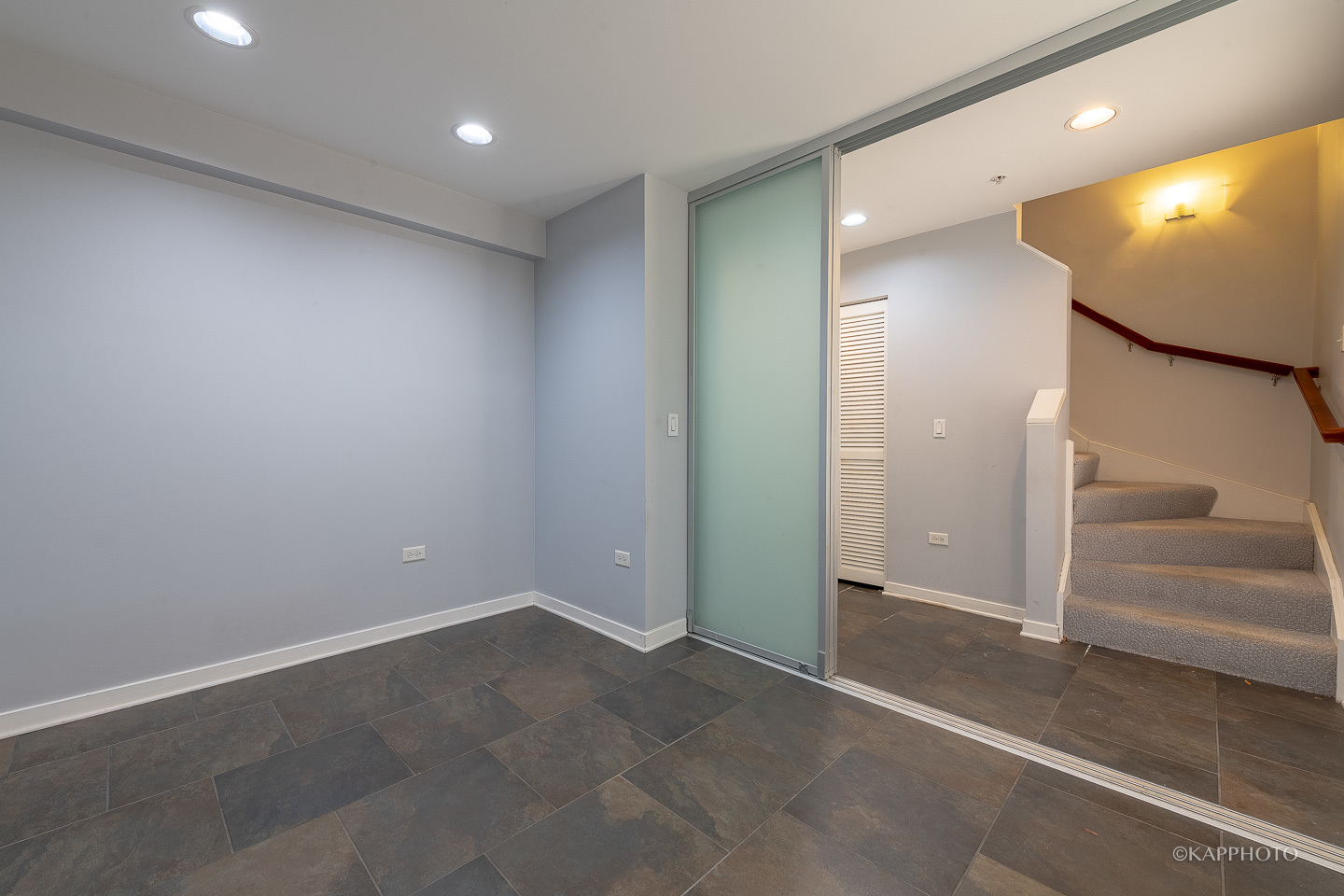 1234 W Monroe Street Unit: 5