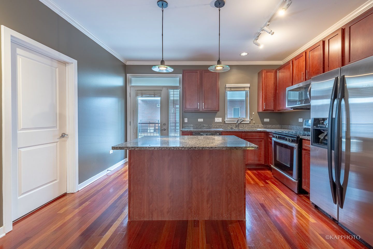 1234 W Monroe Street Unit: 5