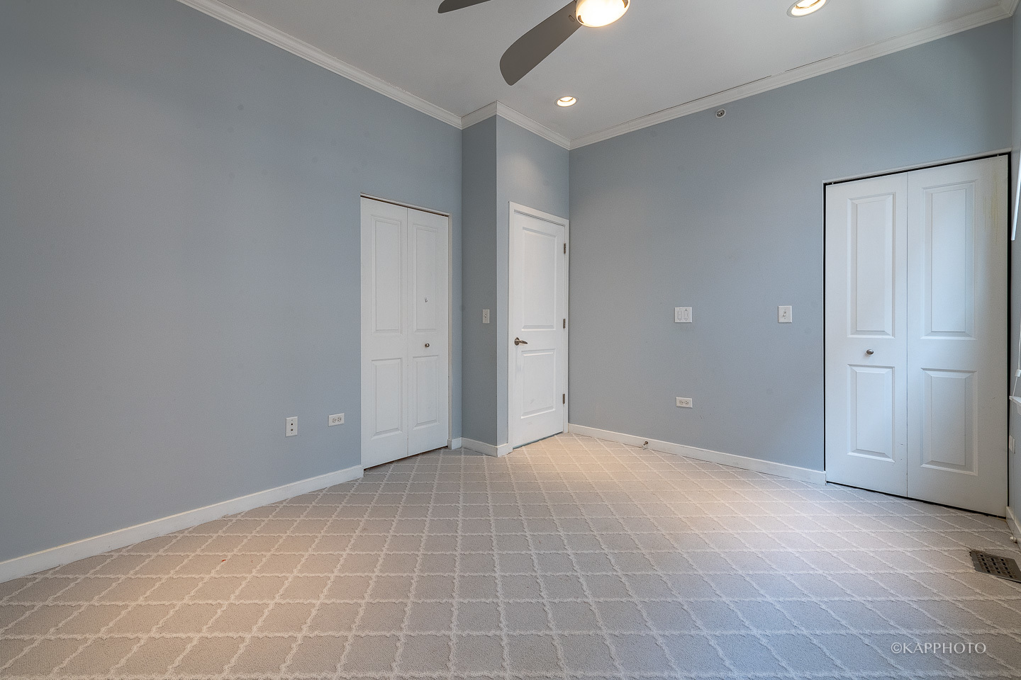 1234 W Monroe Street Unit: 5