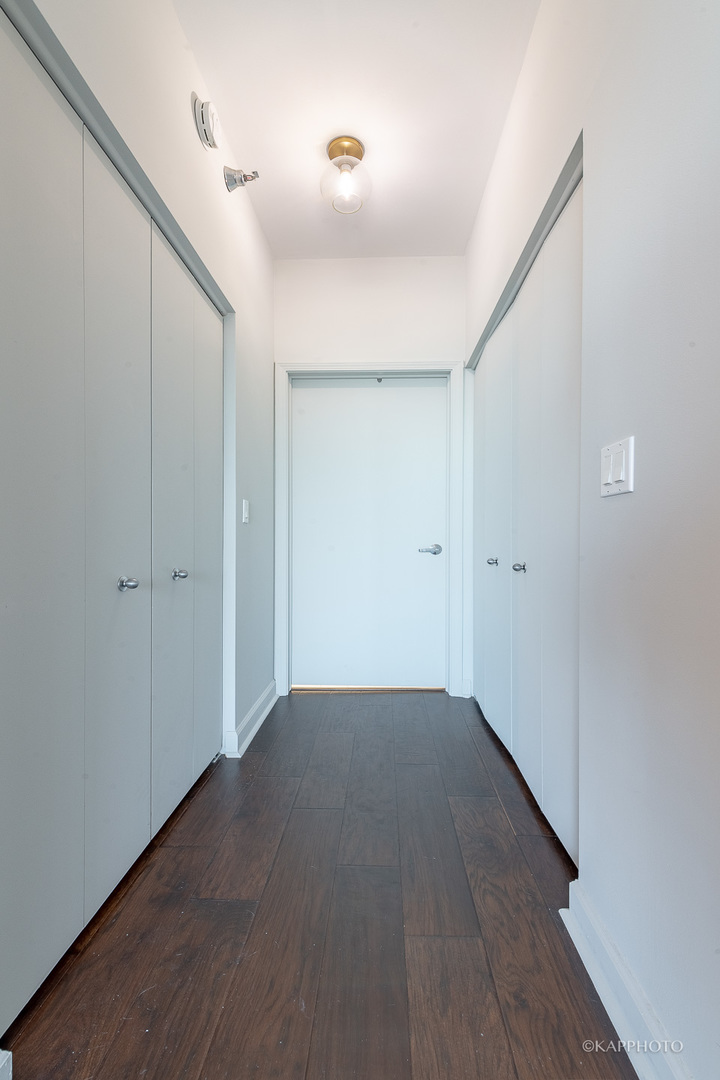 1841 S Calumet Avenue Unit: 1706