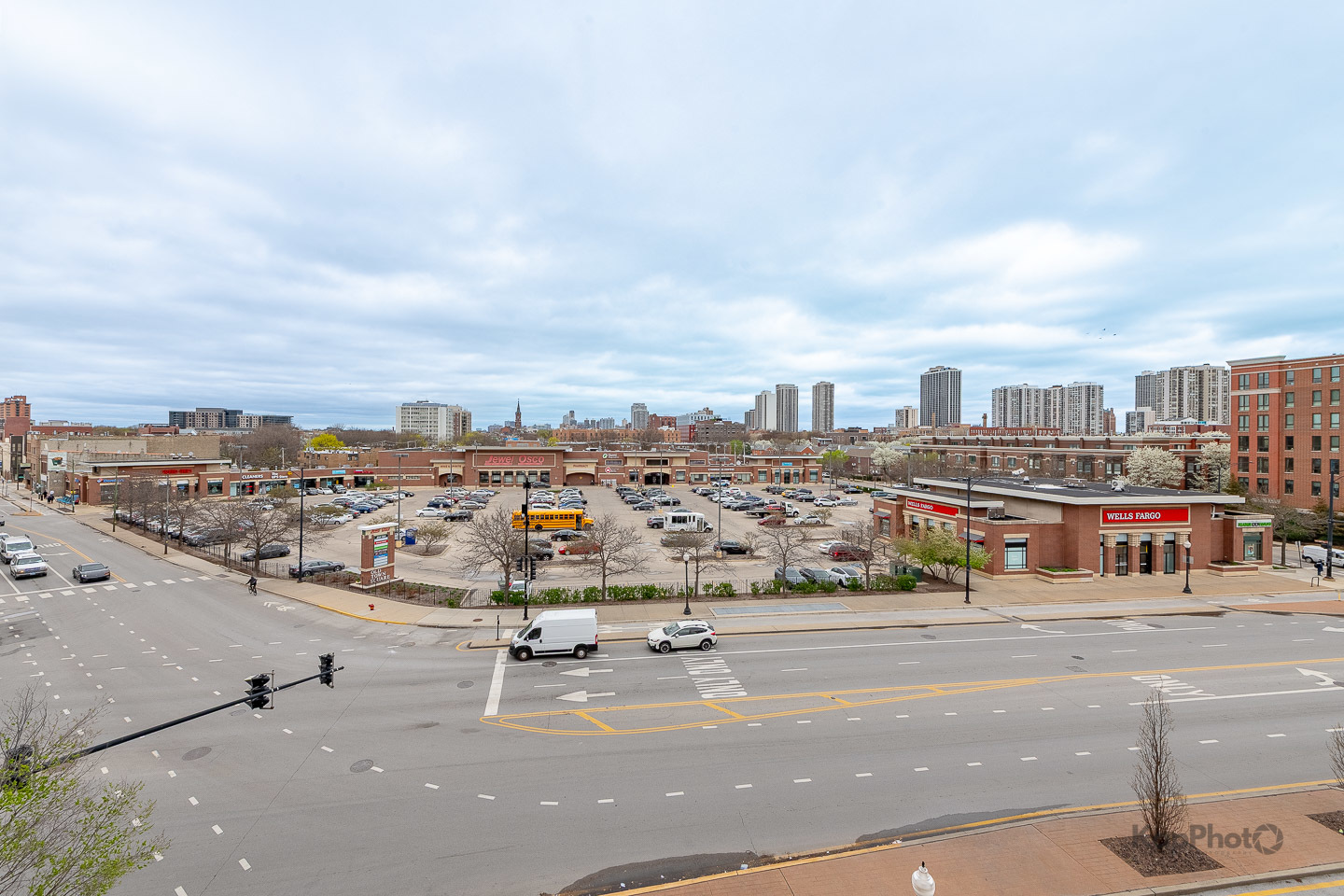 437 W Division Street Unit: 505